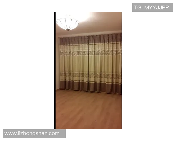 足球明星竖版门帘设计灵感与创意分享打造个性化家居装饰新风尚