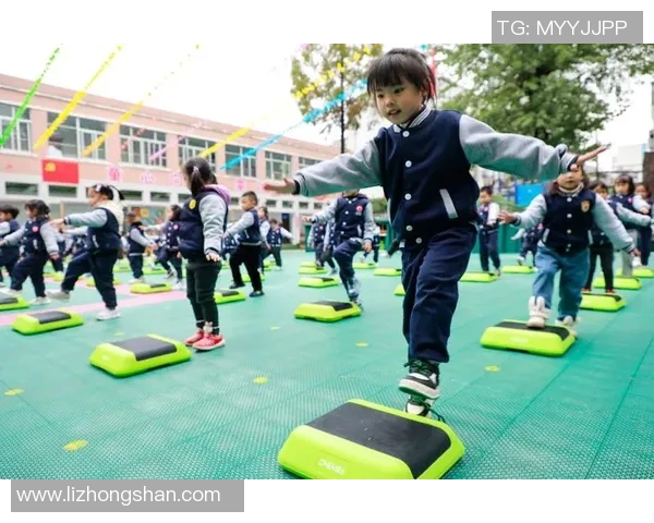 趣味体育课游戏推荐让孩子们在运动中快乐成长与团队合作