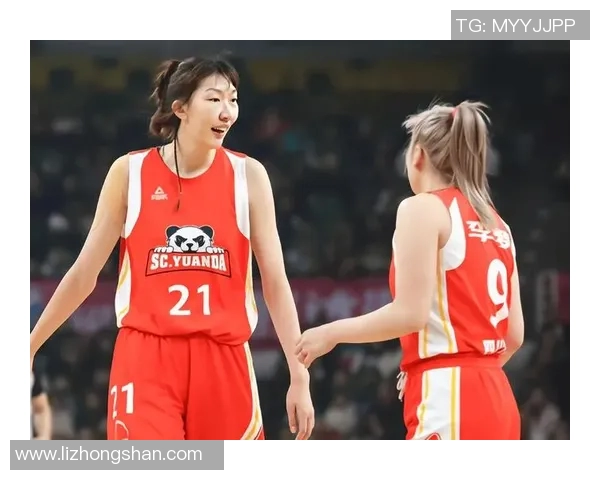 女篮球衣明星的魅力与风采解析展现运动时尚与女性力量的完美结合 女篮球衣明星的魅力与风采解析展现运动时尚与女性力量的完美结合
